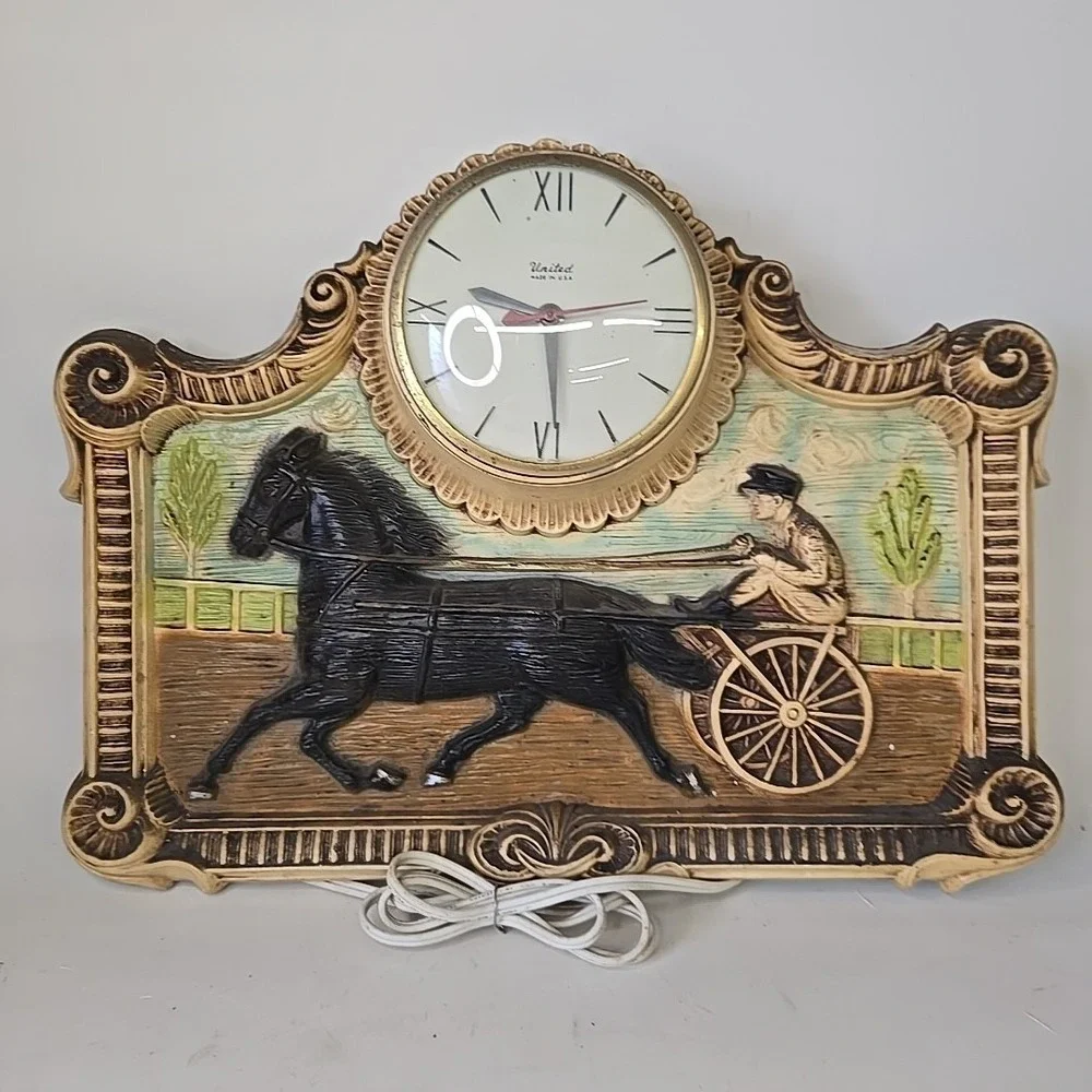 Vintage Wall Clock Horse & Sulky Race Carriage Ornate Gold Frame Working Quartz‎